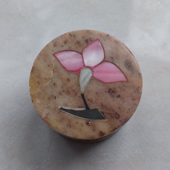 Vintage Soapstone Novelty Box and Marble Trinket Box (set of 2) - Picture 6 of 7